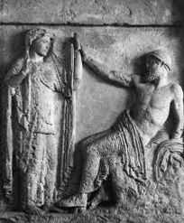 





Hera til venstre og Zeus. Hera havde helligdomme, og var tilbedt i mange dele af Grækenland, ofte i lighed med Zeus. Hera var hos grækerne himmelens dronning, Zeus hustru, de olympiske dronning af guderne og gudinde for kvinder og ægteskab.